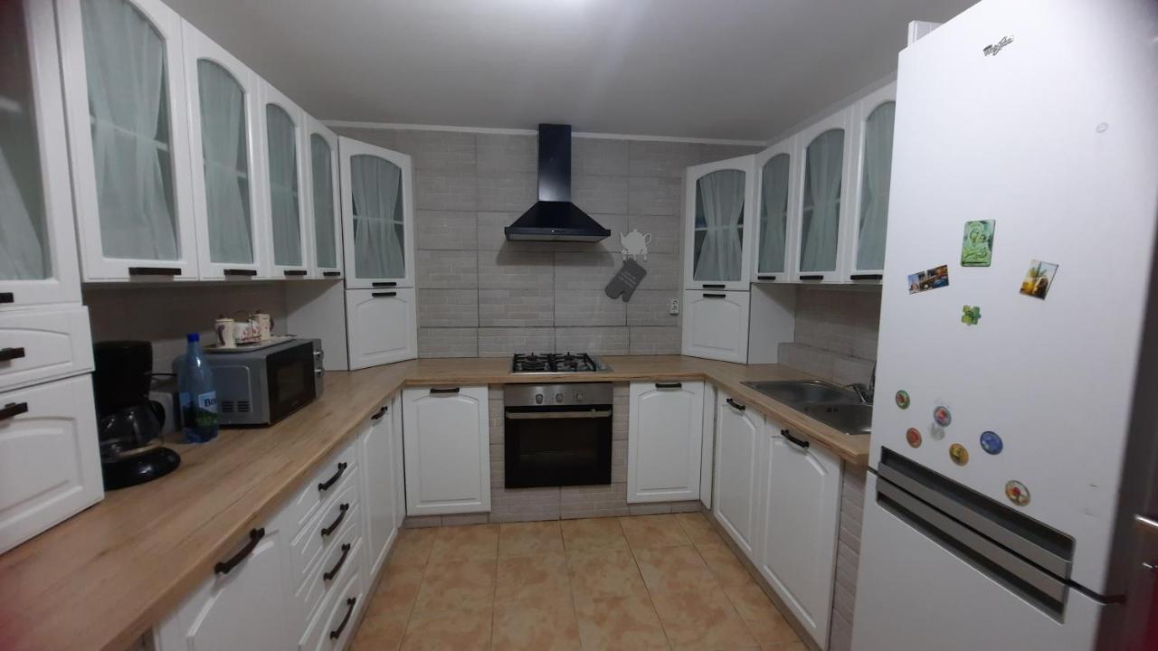 Casuta Din Deal Târgu Neamț Buitenkant foto