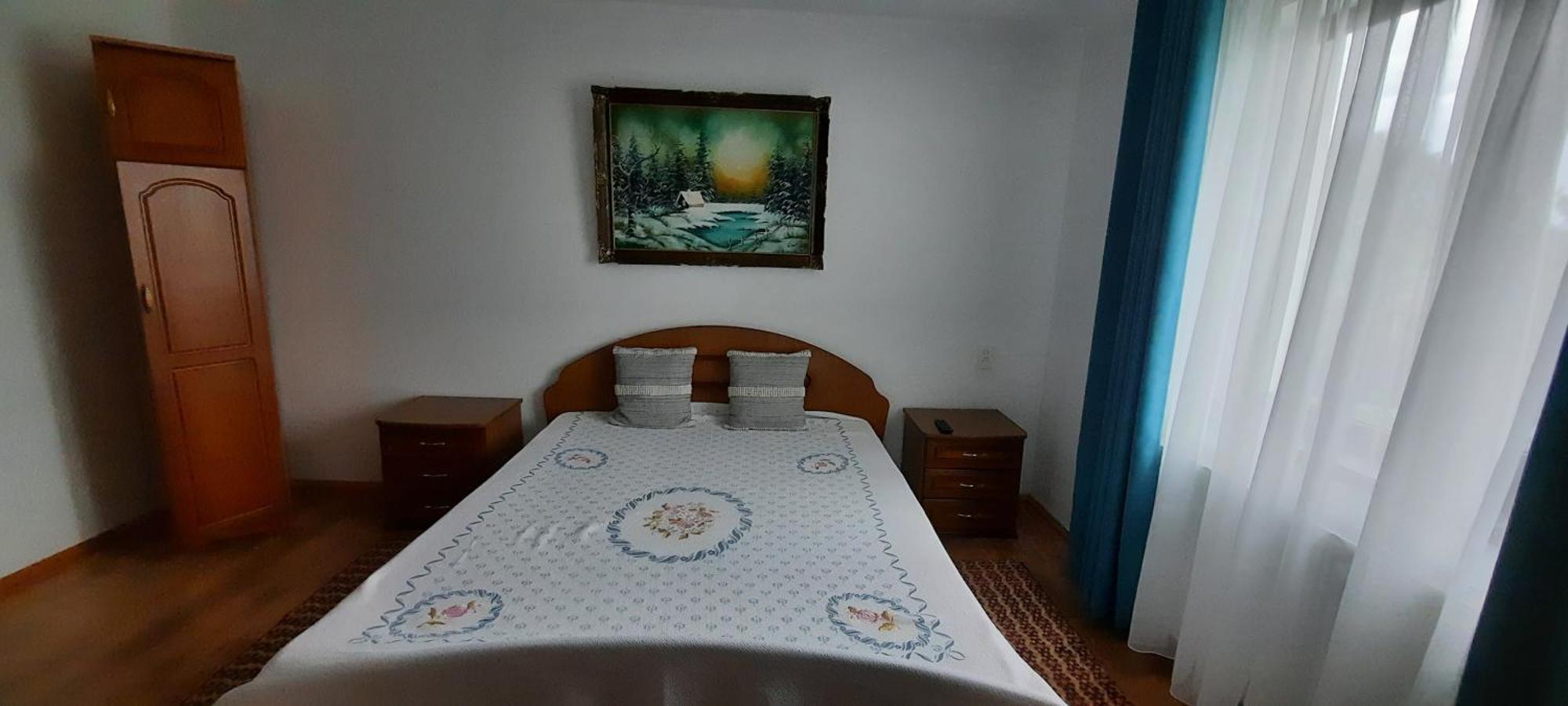 Casuta Din Deal Târgu Neamț Buitenkant foto